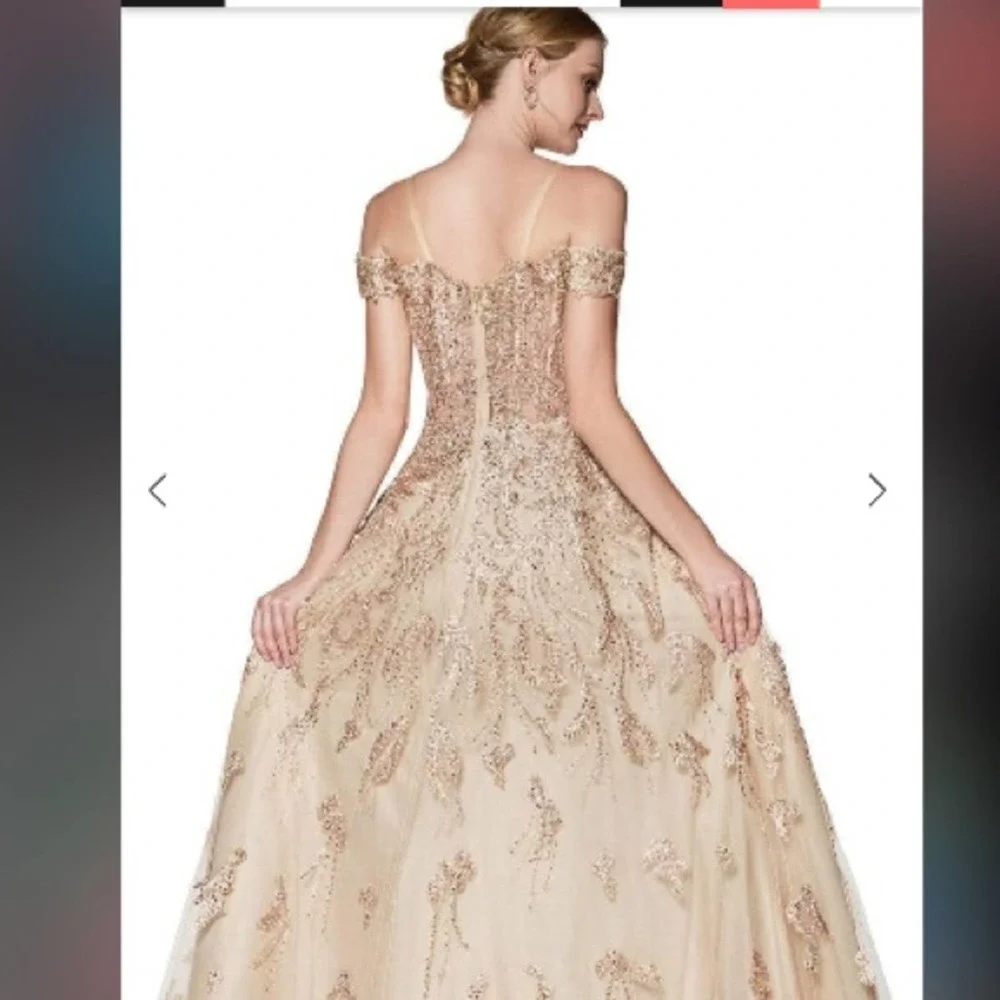 Cinderella Divine - KV1034 Beaded Lace Sweetheart Ballgown NWT size 4 Gold/Gold - Picture 4 of 15